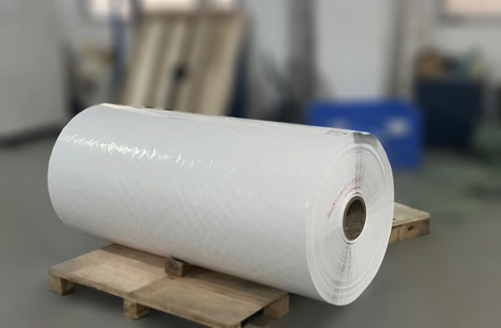 Bahan label PET transparan yang menempel sendiri